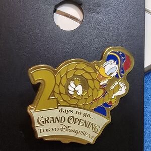 Tokyo DisneySea Grand Opening Pin